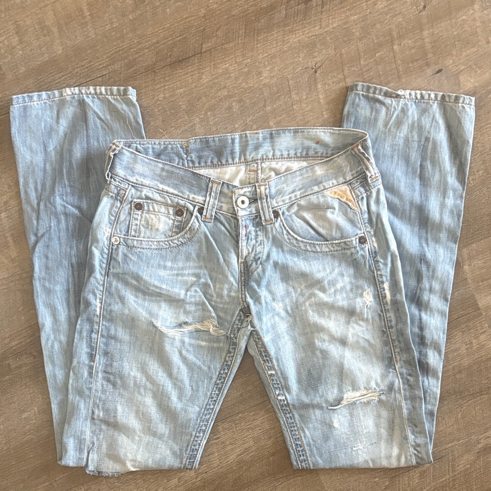 Light Blue Distressed Women's Jeans